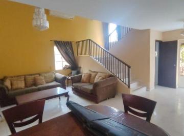 Casa de 3 habitaciones, Panamá · Nc116 Se Vende Amplia Casa en Altos de Panama