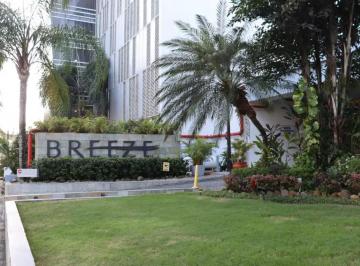 Apartamento · 241m² · 3 Recámaras · 4 Estacionamientos · Vendo Apartamento - PH Breeze