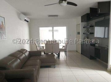 Casa de 3 habitaciones, Panamá · Casa en Venta en Brisas del Golf