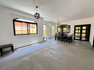 Casa de 4 habitaciones, Panamá · Venta Casa Costa Sur