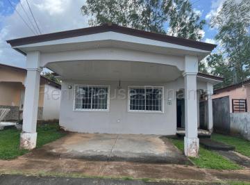 Casa de 3 habitaciones, Arraiján · Venta de Casa en Arraijan Abs26 - 5070