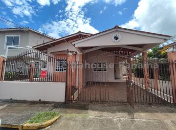 Casa de 3 habitaciones, La Chorrera · Venta de Casa en Chorrera Abs26 - 4408