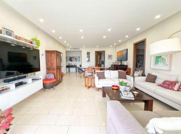 Apartamento de 3 habitaciones, Panamá · Vista Al Mar y Golf Greenview