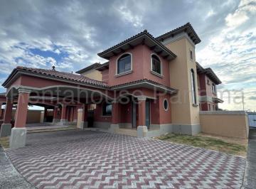 Casa de 4 habitaciones, Panamá · Venta Casa Costa Sur