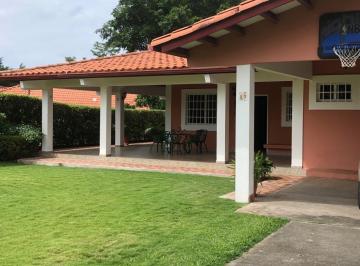 Apartamento · 1500m² · 4 Recámaras · 6 Estacionamientos · Se Vende Chalet en Coronado 1500 Mtrs (Og)