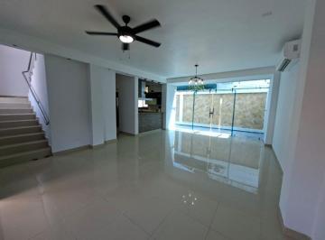 Casa de 3 habitaciones, Panamá · Rsw. Se Alquila Casa 175 m, 3 Recamaras, 3 Baños, Linea Blanca.