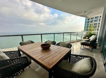 Apartamento de 2 habitaciones, Panamá · Venta Apartamento Av Balboa