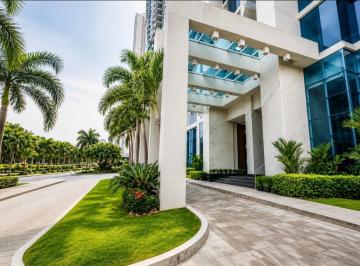 Apartamento · 360m² · 3 Recámaras · 3 Estacionamientos · Costa del Este, Lujo V/mar a Solo $4,500