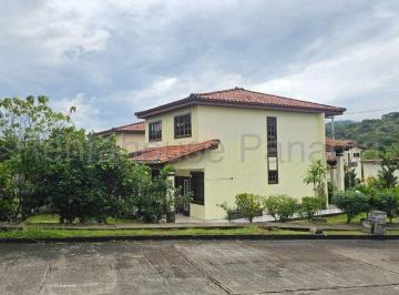 Casa de 3 habitaciones, Panamá · Casa en Venta Las Cumbres