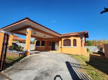 Casa de 3 habitaciones, Penonomé · Casa en Alquiler en Penonomé - Residencial Praderas de Monteverde - Miraflores