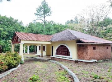 Casa · 124m² · 3 Recámaras · 4 Estacionamientos · Venta de Casa en Altos del Maria Chame Valle del Laurel