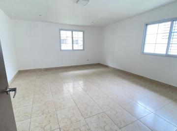 Casa · 480m² · 3 Recámaras · 3 Estacionamientos · Venta de Casa en Hato Pintado, Betania, Panama