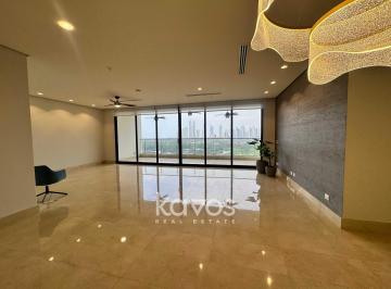 Apartamento · 300m² · 3 Recámaras · 3 Estacionamientos · En Venta PH La Vista On The Green | Santa Maria