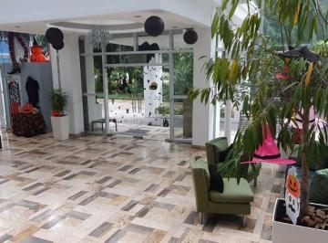 Apartamento de 3 habitaciones, Panamá · Alquilo/vendo Amplio Apartamento en Calzada de Amador