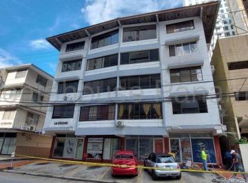Apartamento de 3 habitaciones, Panamá · Apartamento en Venta en El Cangrejo