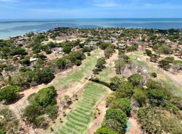 Apartamento de 2 habitaciones, Chame · Apartamento de 110 m² con 2 Recámaras Vista Al Mar y Campo de Golf en Venta en Coronado Golf Tower