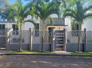Casa de 3 habitaciones, Panamá · Venta de Casa en Ancon
