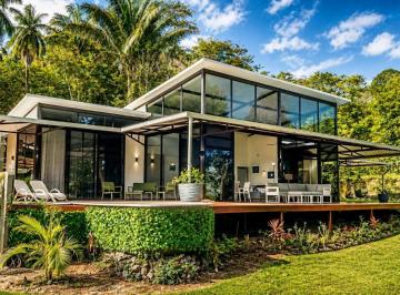 Casa de 3 habitaciones, San Lorenzo · Villa Contemporánea Frente Al Mar en Boca Brava, Boca Chica - Chiriqui