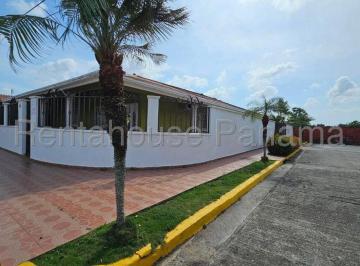 Casa de 3 habitaciones, Arraiján · Alquiler de Casa en Vista Alegre Abs26 - 7701