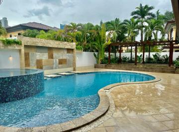 Casa de 4 habitaciones, Panamá · Casa Remodelada con Piscina Alquiler Antigua