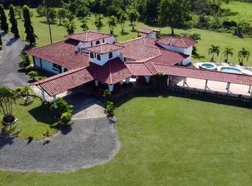 Casa de 4 habitaciones, Antón · Hacienda Española con Piscina