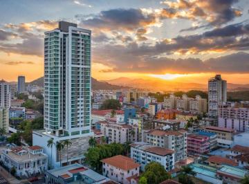 Casa de 2 habitaciones, Panamá · Apto Reposeído en Venta – P. H. Altamira Residences, Bella Vista Js