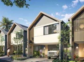 Casa · 211m² · 3 Recámaras · 2 Estacionamientos · Venta Casa PH Aura, Green Ciity