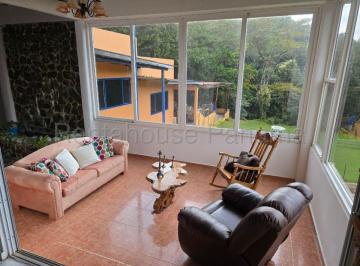 Casa de 3 habitaciones, Cerro Azul · Casa en Venta en Altos de Cerro Azul.