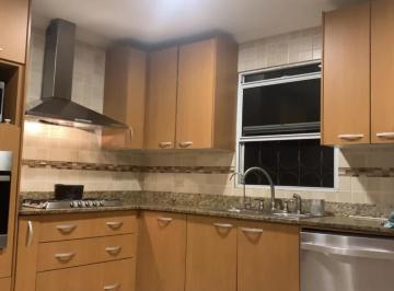 Casa · 348m² · 4 Recámaras · 4 Estacionamientos · Venta de Casa en Chanis