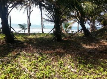 Terreno / Lote · 21209m² · Terreno Frente Al Mar, Rio Indio, Gobea 2 Has + 1,209.52 m²