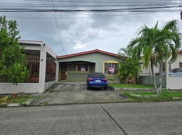 Casa de 3 habitaciones, Panamá · Ganga! Vendo Casa en San Antonio