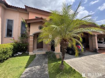 Casa · 203m² · 3 Recámaras · 2 Estacionamientos · Venta de Casa Duplex en PH Versalles, Juan Diaz (21)