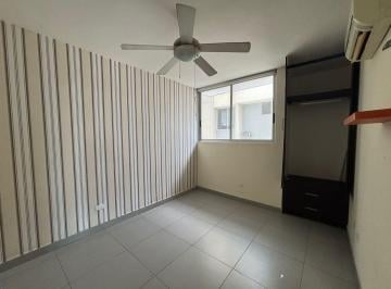 Apartamento · 109m² · 3 Recámaras · 1 Estacionamientos · Venta Apartamento en El Carmen PH Trio