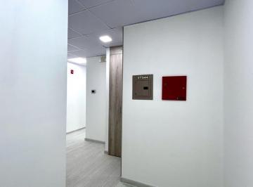 Consultorio médico · 42m² · 1 Estacionamientos · Venta de Consultorio o Oficina Remodelada Town Center Costa del Este