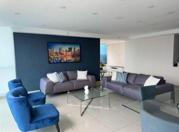 Apartamento · 236m² · 3 Recámaras · 2 Estacionamientos · Venta de Apartamento en PH Top Tower,  costa del Este Lh