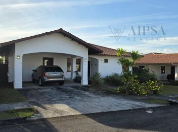 Casa de 3 habitaciones, David · Casa en Venta en David Chiriquí Cerca de Federal Mall – Residencial Exclusivo