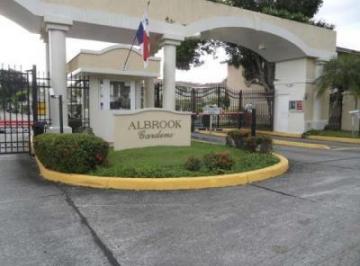 Casa · 400m² · 4 Recámaras · 2 Estacionamientos · Venta de Casa en Clayton Albrook Gardens Neg 4 Recamaras Jp