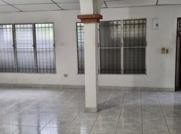 Casa · 197m² · 4 Recámaras · 2 Estacionamientos · Se Vende - Casa en San Gerardo Mayela - Chanis