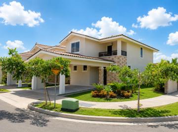 Casa de 3 habitaciones, Arraiján · Casas Bonitas en Venta en Bosques del Pacífico, Panamá Oeste