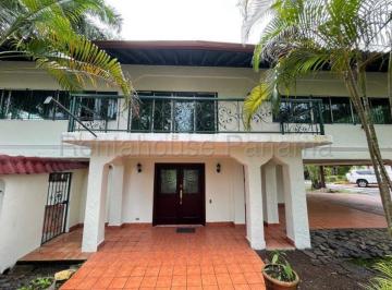 Casa de 4 habitaciones, Panamá · Alquiler Casa Albrook Ih