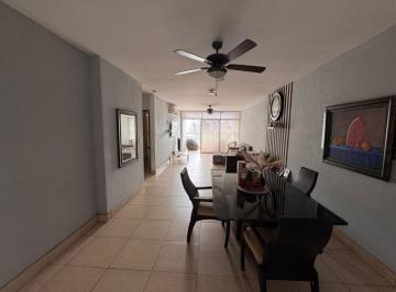 Apartamento de 2 habitaciones, Panamá · San Francisco 67. 135 m 2r 2b Cbe 2est $205,000.00neg