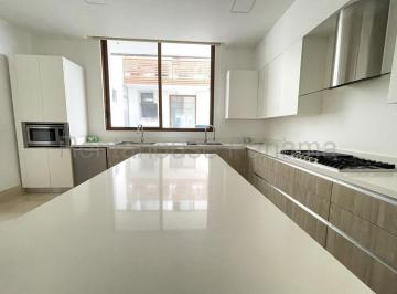 Apartamento de 3 habitaciones, Panamá · Apartamento en Punta Pacifica PH Gardens en Alquiler