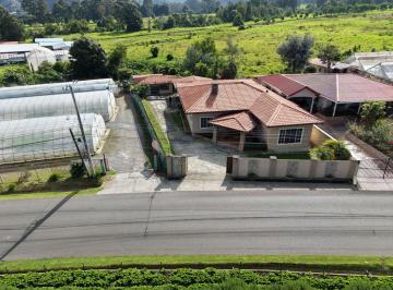 Casa de 5 habitaciones, Volcan · Se Vende Hermosa Casa en Cerro Punta Chiriquí