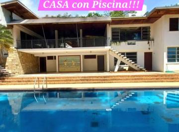 Casa de 7 habitaciones, Panamá · Venta o Alquiler de Casa en La Cresta
