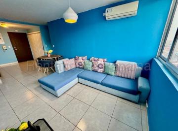 Apartamento de 2 habitaciones, Panamá · Venta de Apartamento en Av Balboa