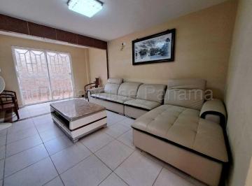 Casa de 4 habitaciones, Arraiján · Casa en Vista Alegre Playa Dorada en Venta
