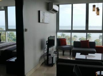 Apartamento de 2 habitaciones, Panamá · Magnifico Apartamento PH Villa del Mar Av Balboa Bella Vista - Amoblado