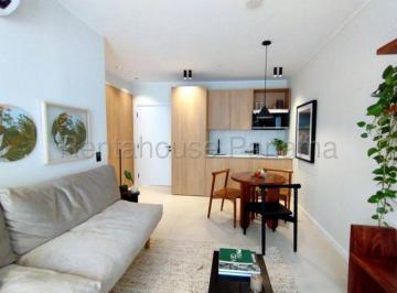 Apartamento de 2 habitaciones, Panamá · Venta de Apartamento en El Cangrejo