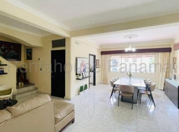 Casa de 4 habitaciones, Panamá · Venta de Casa en Albrook