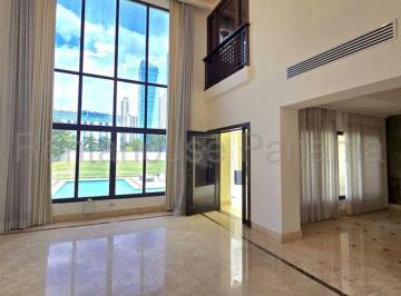 Casa de 4 habitaciones, Panamá · Venta de Casa en Costa del Este